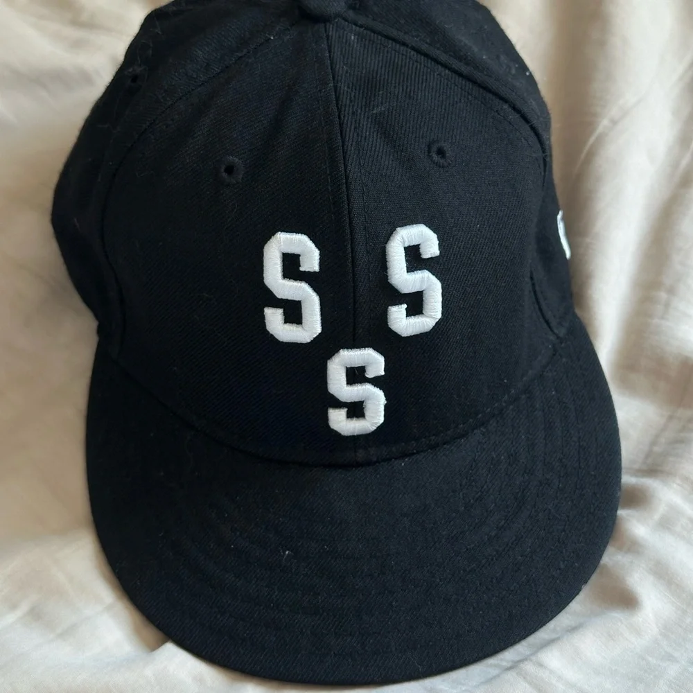 Supreme Black Hat with White Lettering - Picture 1 of 5